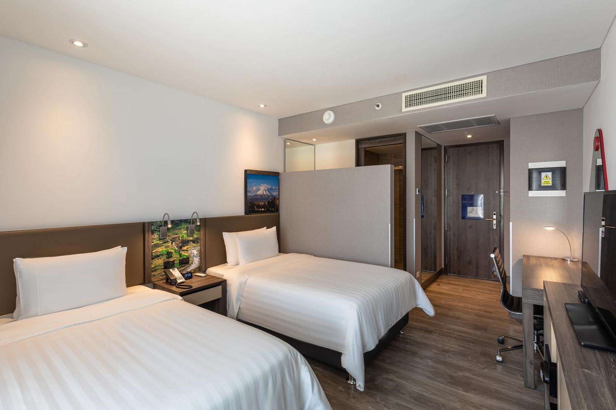 Hampton By Hilton Arequipa Hotel Екстериор снимка